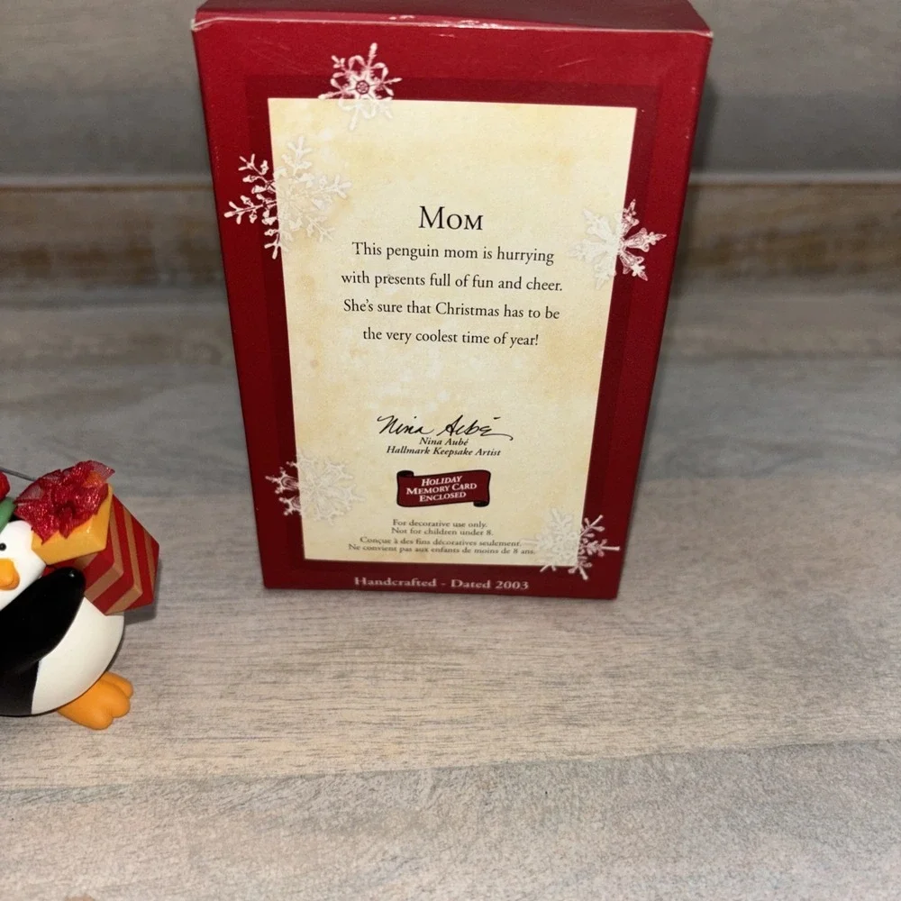 Hallmark‎ Ornament 2003 Mom Penguin Christmas Package Keepsake